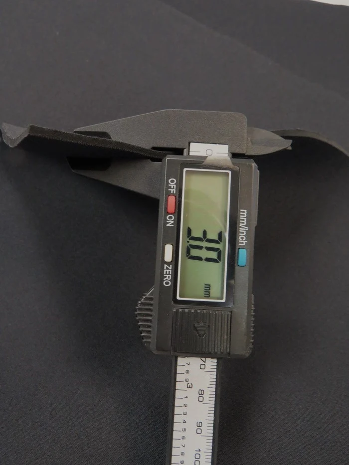 Neoprene Nylon Bonded Sponge Waterproof Wetsuit Fabric / 3mm Black / Sold By The Foot - Image 4
